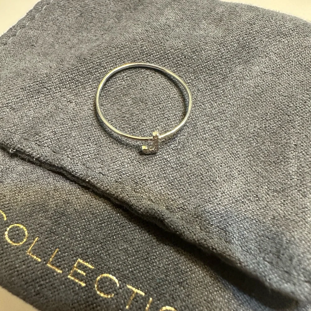 EF Collection | 14k White Gold Diamond J Initial Ring | Size 7 - Picture 4 of 6